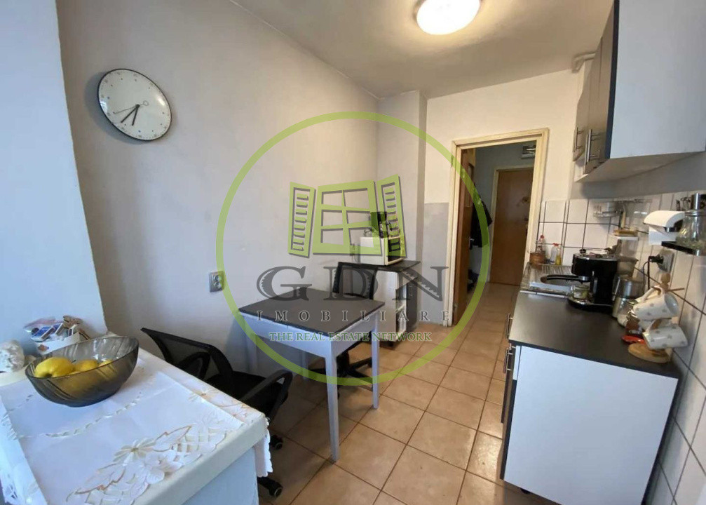 Apartament luminos, călduros și bine compartimentat, Mihai Viteazu, etaj 9/10