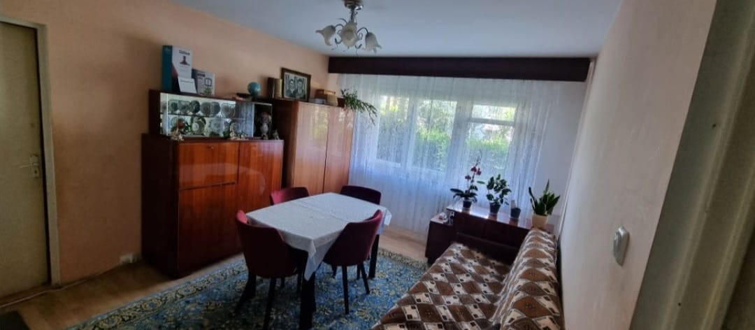 Apartament cu 3 camere de vanzare, 50 mp., Manastur, 135000 Eur