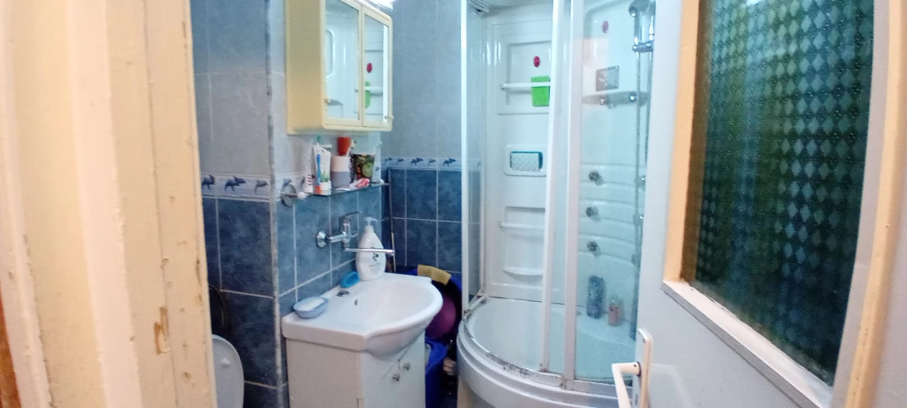 Apartament cu 3 camere de vanzare, 50 mp., Manastur, 135000 Eur