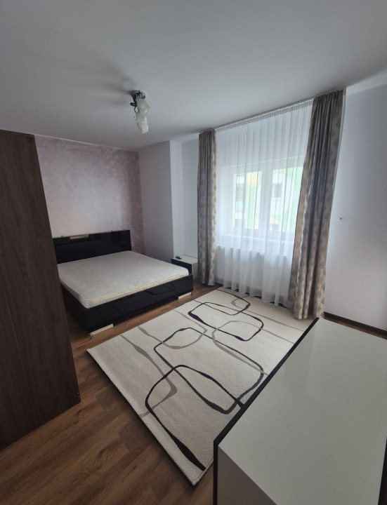 Apartament de închiriat cu loc de parcare, zona Șelimbar, 72mp utili