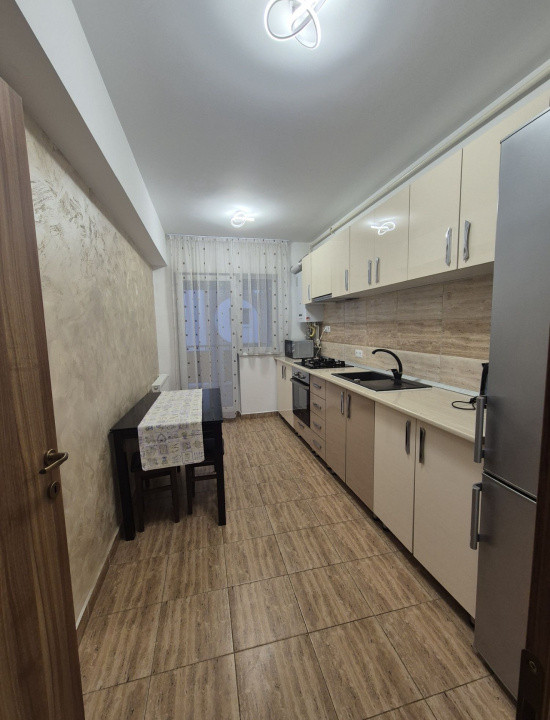Apartament de închiriat cu loc de parcare, zona Șelimbar, 72mp utili