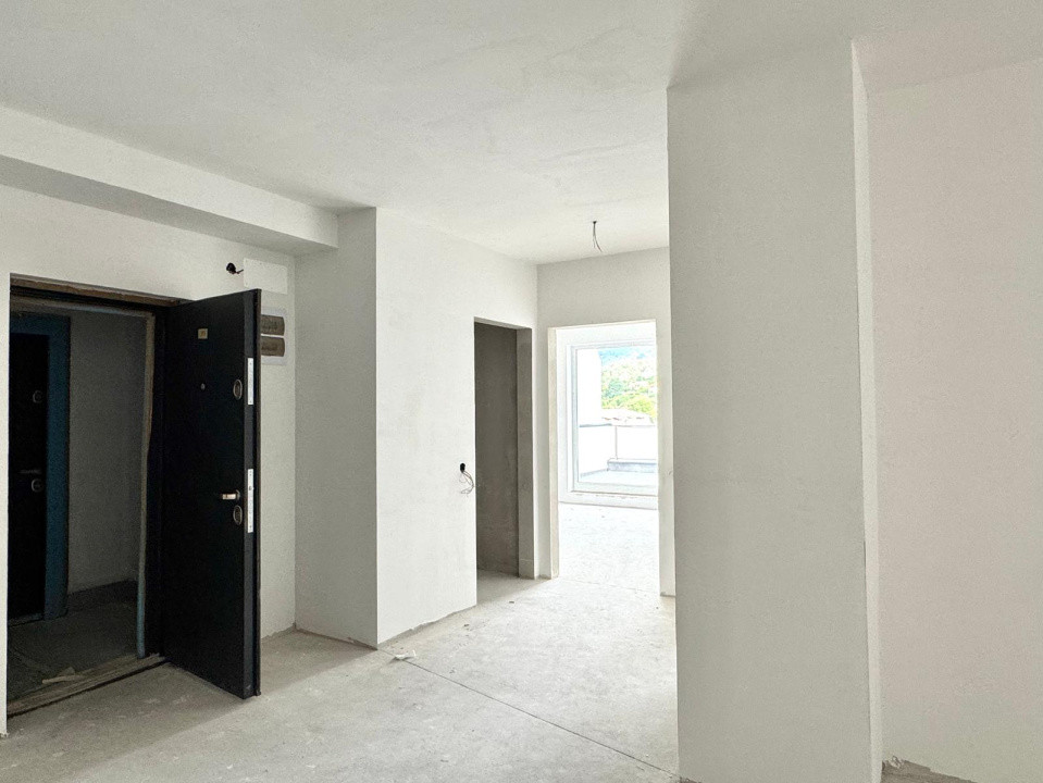 Apartament tip penthouse cu 3 camere si terasa generoasa - bloc nou - Sasar