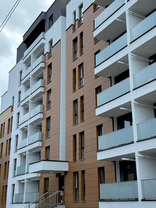 Apartament tip penthouse cu 3 camere si terasa generoasa - bloc nou - Sasar
