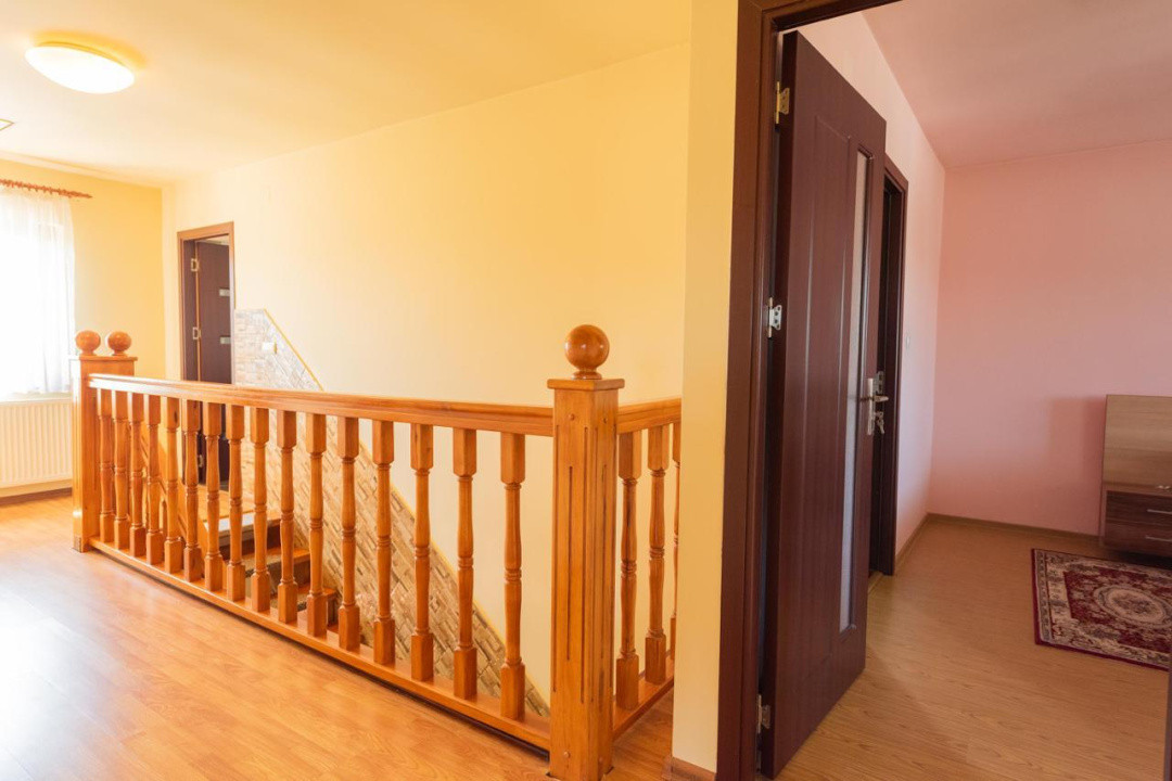 Vila de vanzare Sanpetru