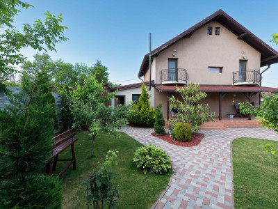 Vila de vanzare Sanpetru