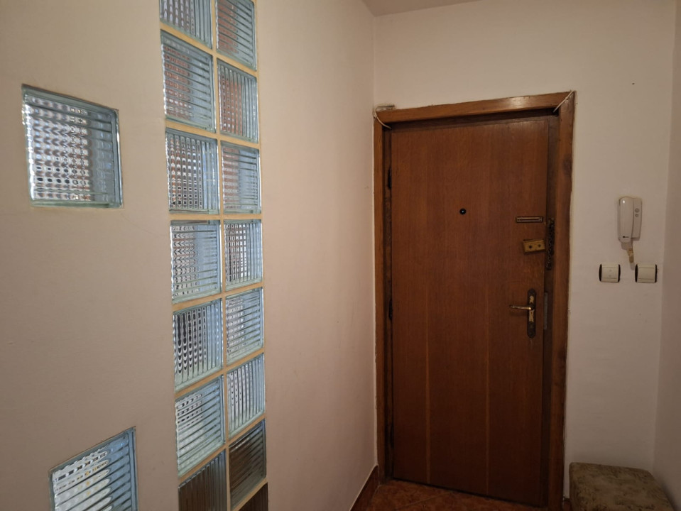 De vânzare apartament cu 3 cam.,2 băi, 65 mp., Mănăștur, 165000 Euro