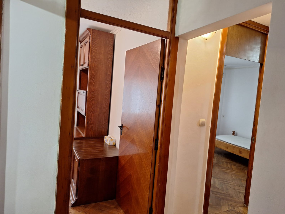 De vânzare apartament cu 3 cam.,2 băi, 65 mp., Mănăștur, 165000 Euro