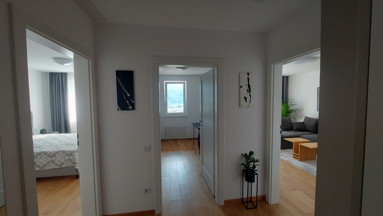 Inchiriere apartament 2 camere Urban Plaza ( prima închiriere)