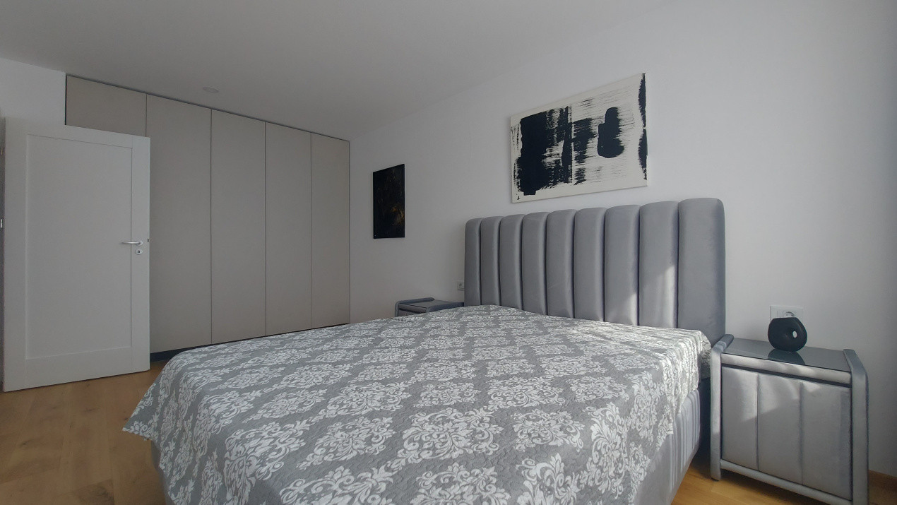 Inchiriere apartament 2 camere Urban Plaza ( prima închiriere)