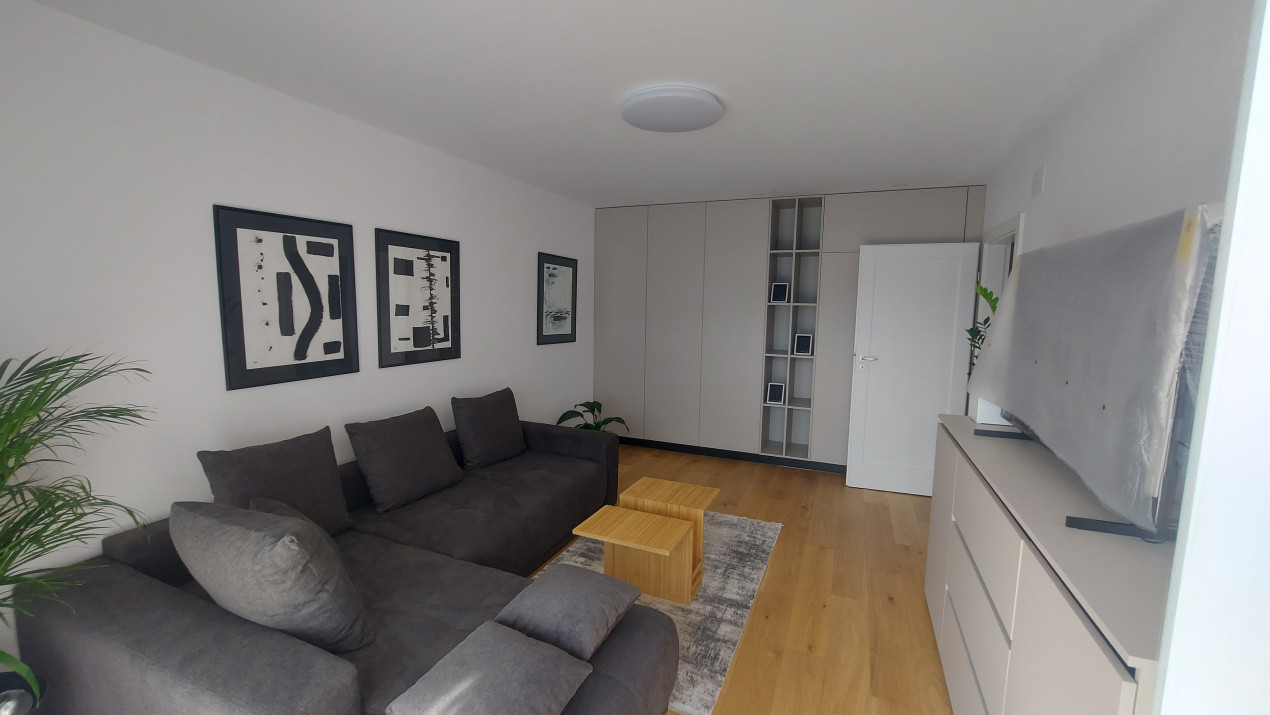 Inchiriere apartament 2 camere Urban Plaza ( prima închiriere)