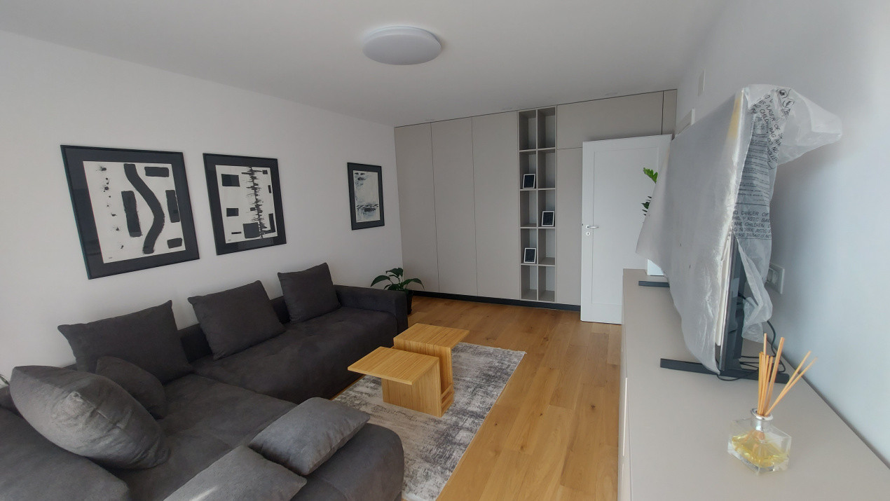 Inchiriere apartament 2 camere Urban Plaza ( prima închiriere)