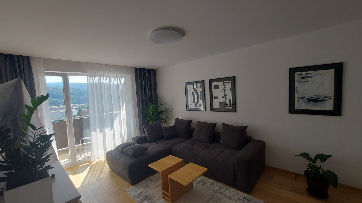 Inchiriere apartament 2 camere Urban Plaza ( prima închiriere)