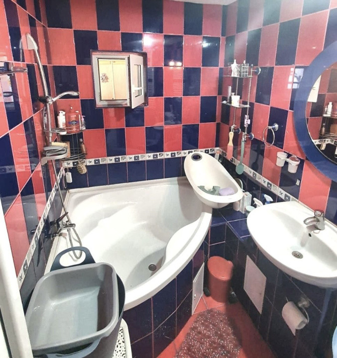Apartament spațios 4 camere, 85.44 mp, 2 băi, 2 balcoane l Str. Radovanu