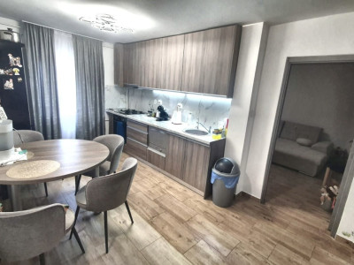 Apartament spațios 4 camere, 85.44 mp, 2 băi, 2 balcoane l Str. Radovanu