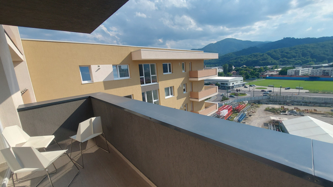 Inchiriere apartament 2 camere Urban Plaza 700€ ( prima închiriere)
