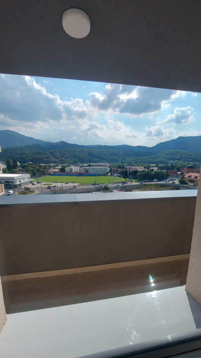 Inchiriere apartament 2 camere Urban Plaza 700€ ( prima închiriere)