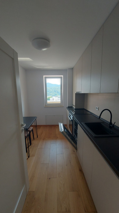 Inchiriere apartament 2 camere Urban Plaza 700€ ( prima închiriere)