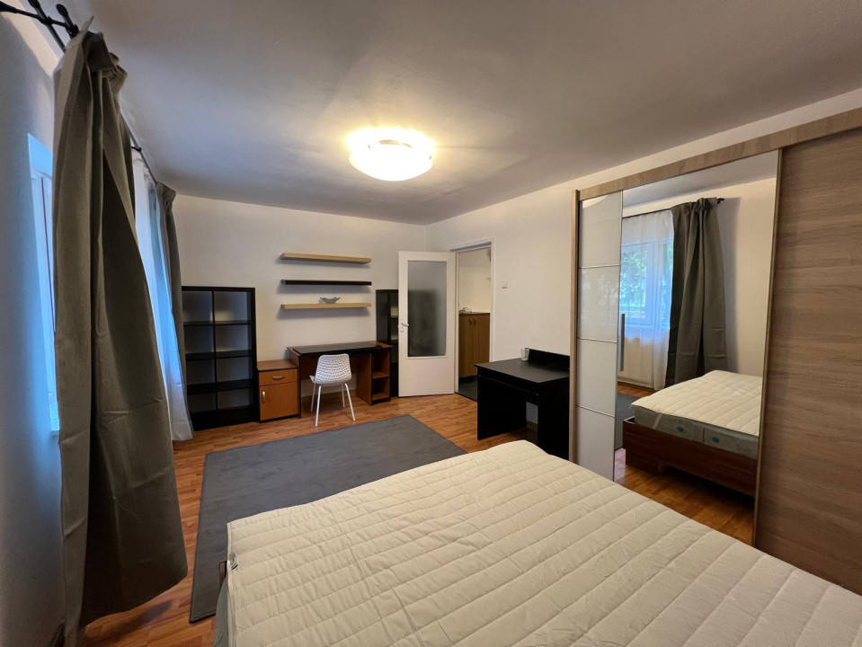 Apartament 2 camere, decomandat,  Zorilor