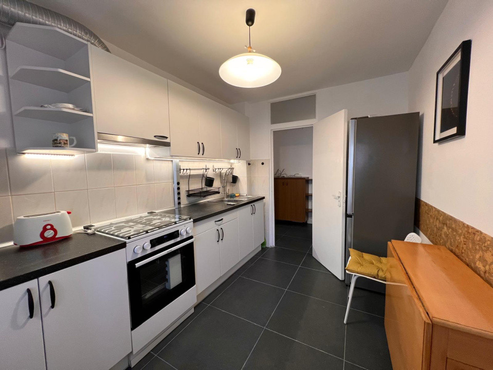Apartament 2 camere, decomandat,  Zorilor