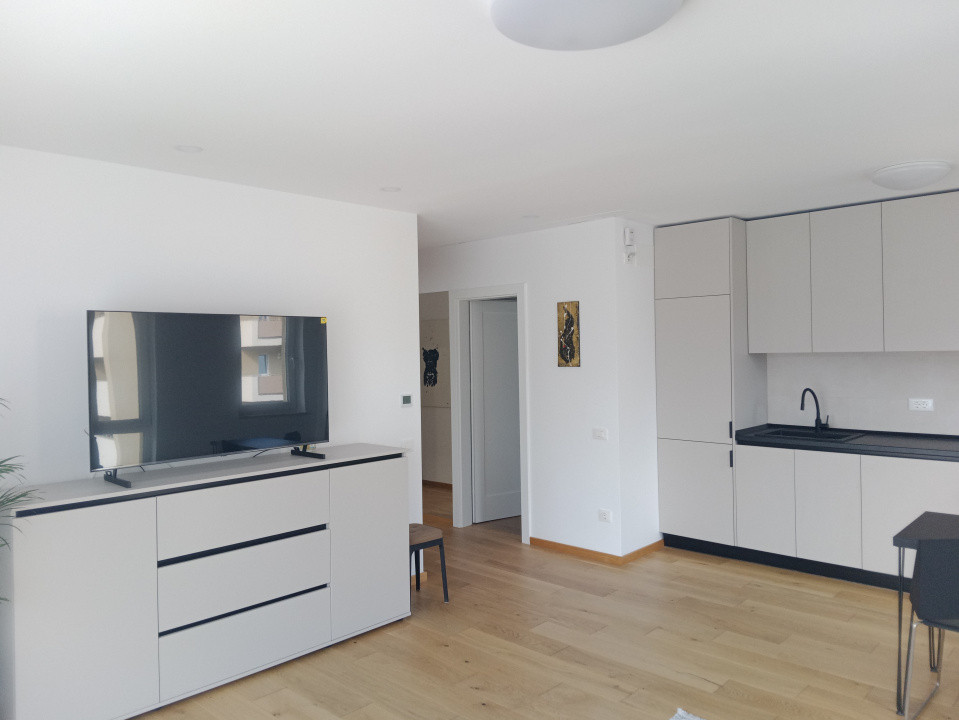 Inchiriere apartament 2 camere Urban Plqza ( prima închiriere) 650€
