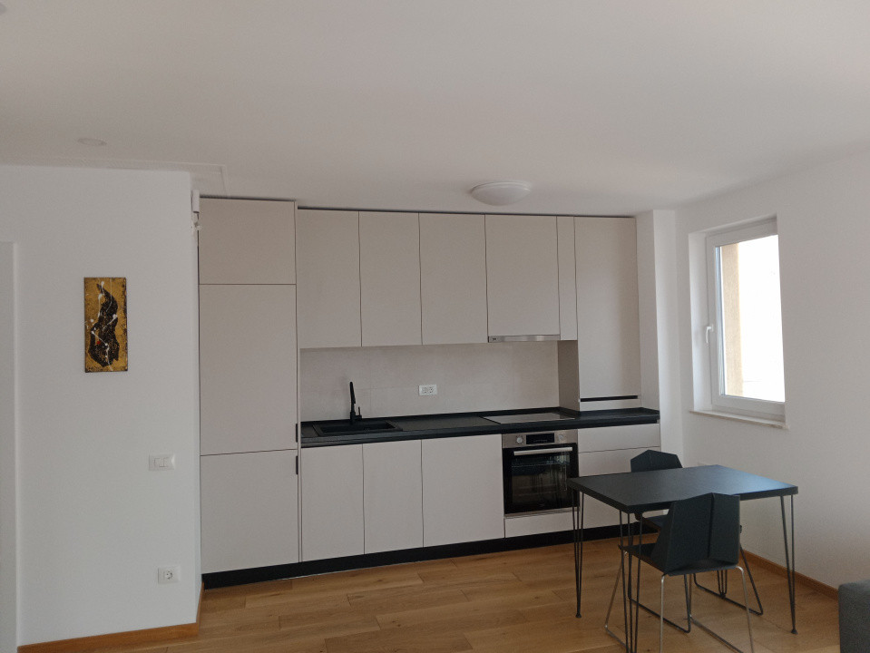 Inchiriere apartament 2 camere Urban Plqza ( prima închiriere) 650€