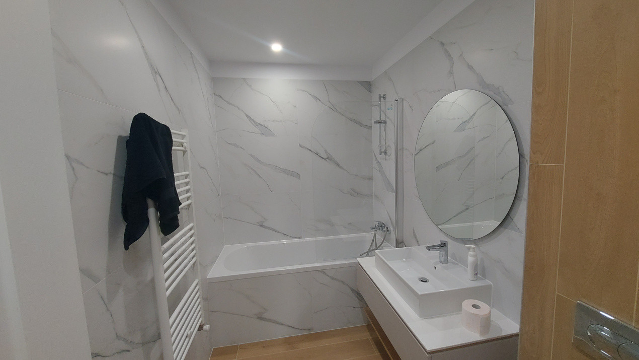 Inchiriere apartament 2 camere Urban Plqza ( prima închiriere) 650€