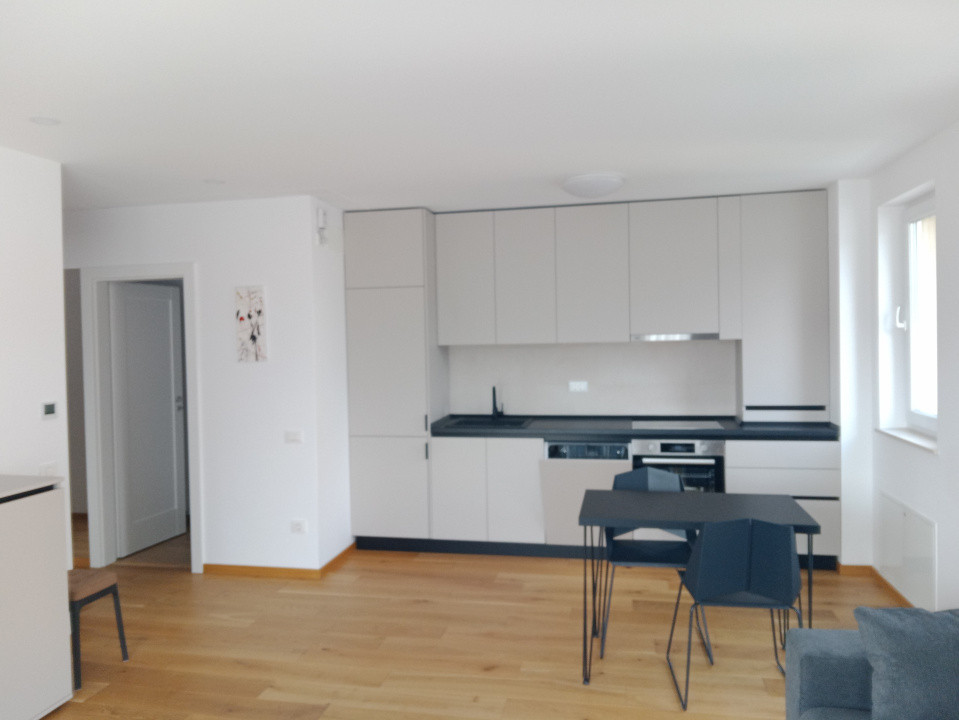 Inchiriere apartament 2 camere 650€ Urban Plaza