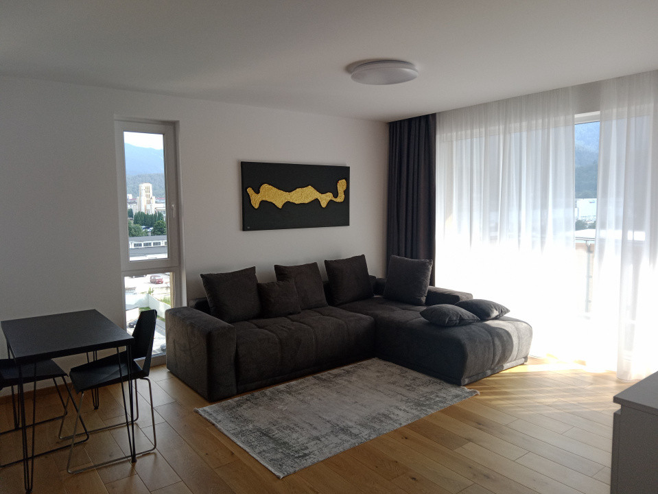 Inchiriere apartament 2 camere 650€ Urban Plaza