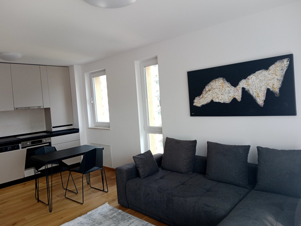 Inchiriere apartament 2 camere 650€ Urban Plaza (prima inchiriere)