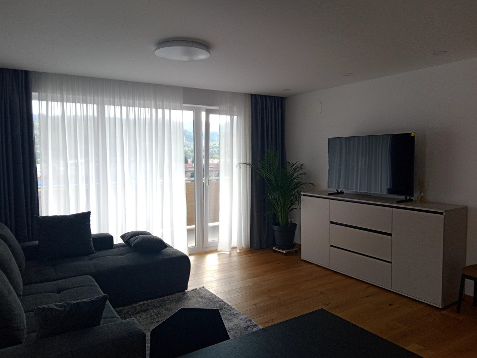 Inchiriere apartament 2 camere 650€ Urban Plaza (prima inchiriere)