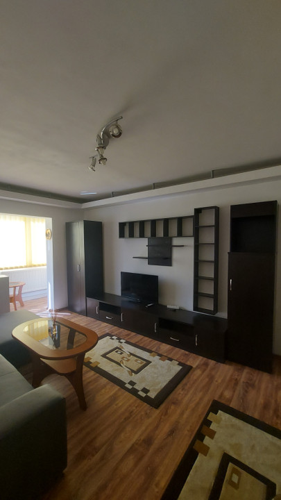 Inchiriere apartament 3 camere 550€ strada Argintului
