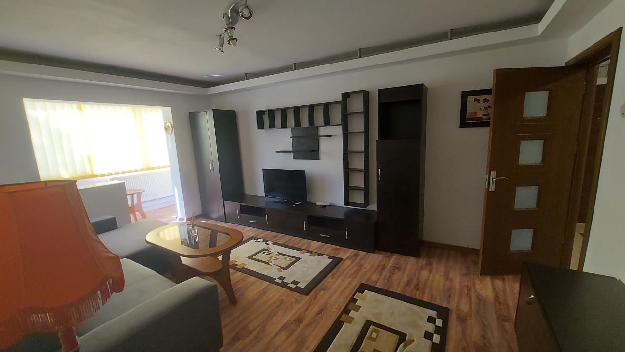 Inchiriere apartament 3 camere 550€ strada Argintului