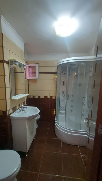 Inchiriere apartament 3 camere 550€ strada Argintului