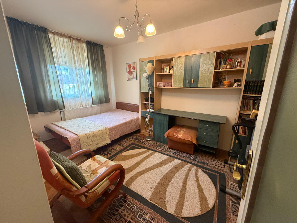 Apartament 2 camere, semidecomandat, 43 mp , Central , zona Ramada
