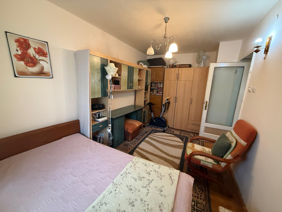 Apartament 2 camere, semidecomandat, 43 mp , Central , zona Ramada
