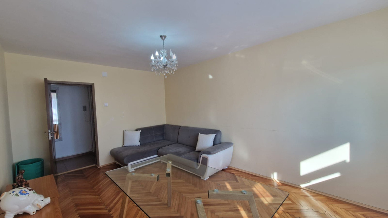 Apartament 3 camere, decomandat, 72mp, cartier Craiovita Noua, zona Orizont
