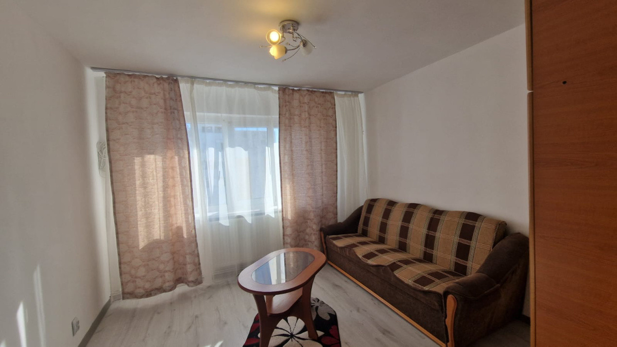 Apartament 3 camere, decomandat, 72mp, cartier Craiovita Noua, zona Orizont