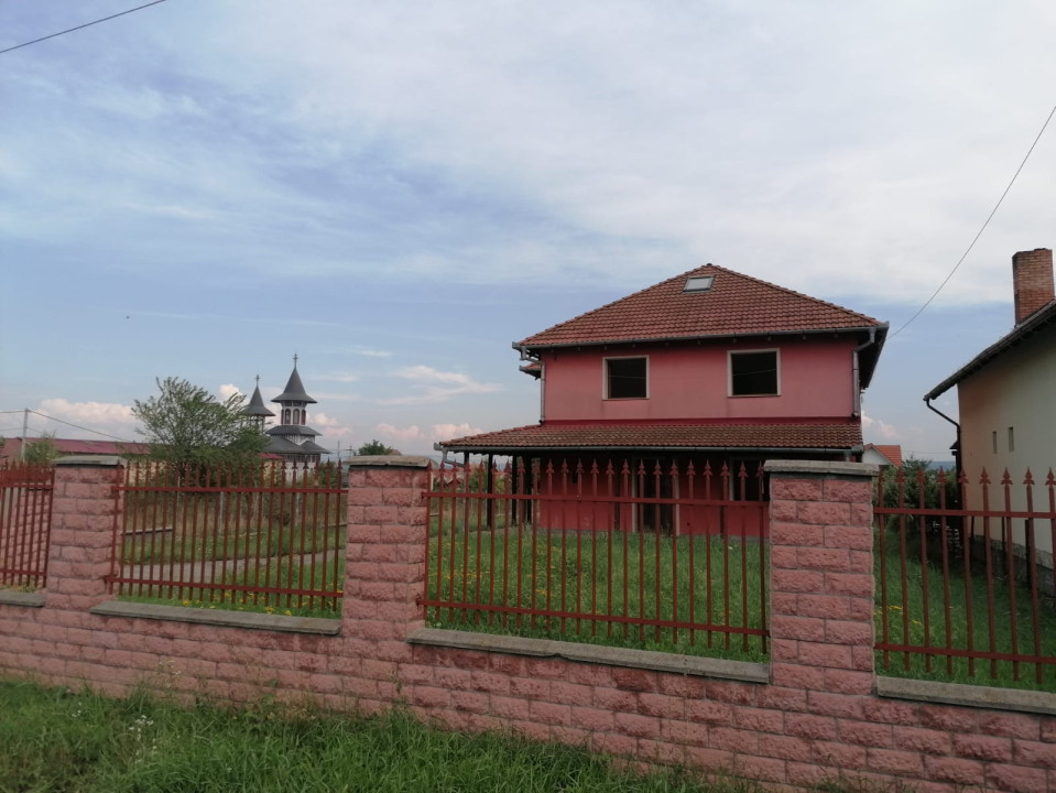 Casă - vilă de vânzare Reghin str. Mihai Viteazu