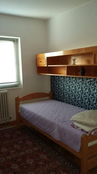 Ofertă de închiriere apart. cu 3 camere, Zorilor, 550 Eur