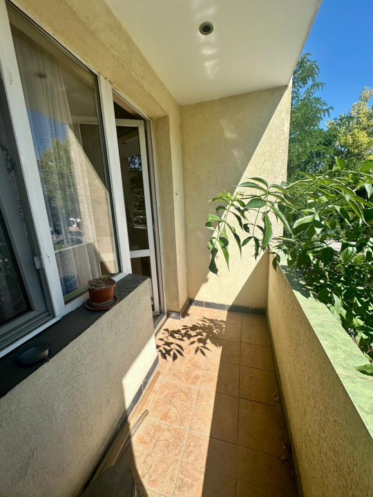 Apartament 3 camere zona Bizo