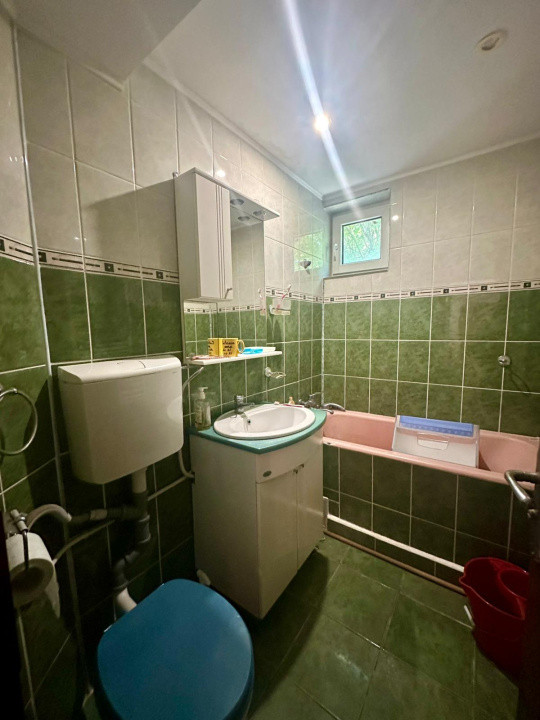 Apartament 3 camere zona Bizo
