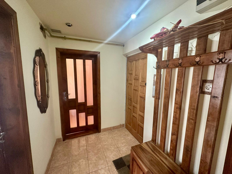 Apartament 3 camere zona Bizo