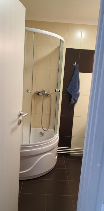 Inchiriere apartament 3 camere 600€