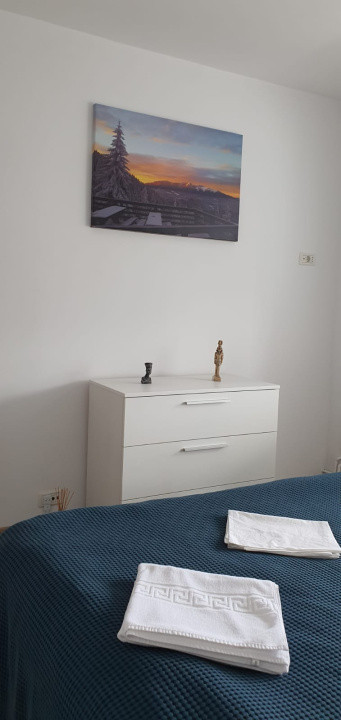 Inchiriere apartament 3 camere 600€