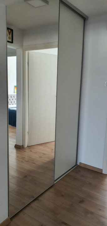 Inchiriere apartament 3 camere 600€