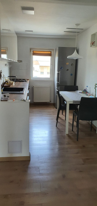 Inchiriere apartament 3 camere 600€