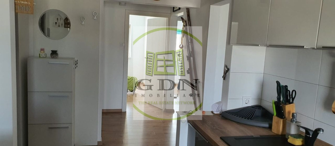 Inchiriere apartament 3 camere 600€