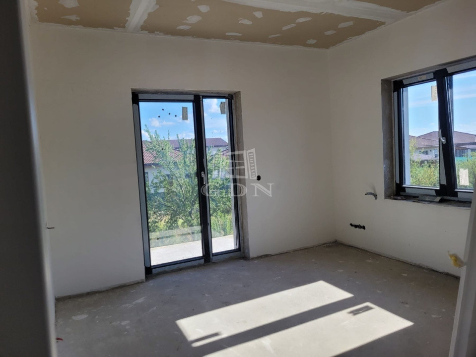 Duplex de vaznzare - sat Sasar -  cartier nou de case, luminoase si spatioase
