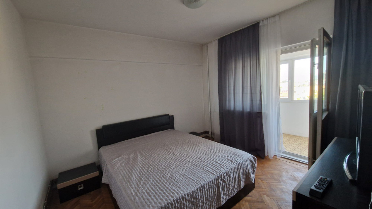 Apartament 3 camere, decomandat, 72mp, cartier 1 mai, zona Ciuperca