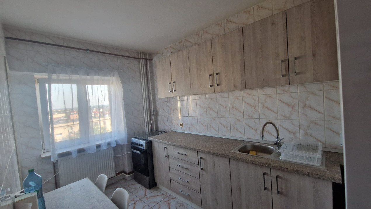 Apartament 3 camere, decomandat, 72mp, cartier 1 mai, zona Ciuperca